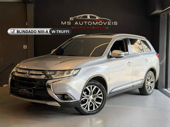 MITSUBISHI OUTLANDER 3.0 GT 4X4 V6 24V GASOLINA 4P AUTOMÁTICO